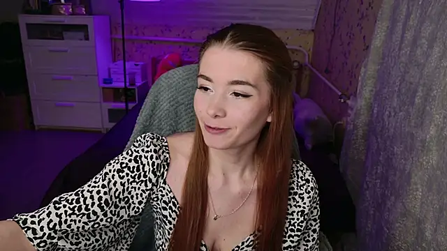 Lunavira online show from 04.10.26