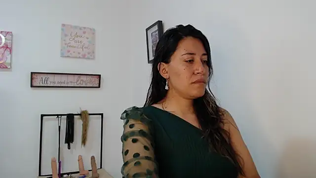 violeta scott online show from 04.15.26