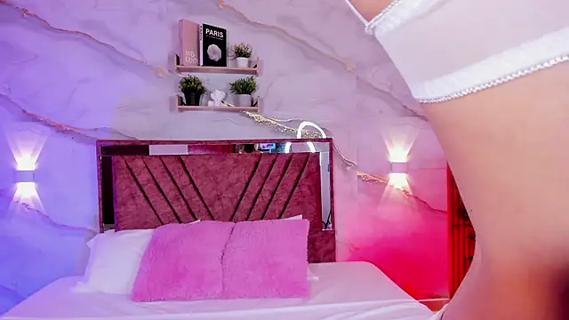 sofi naughty   online show from 03.24.26