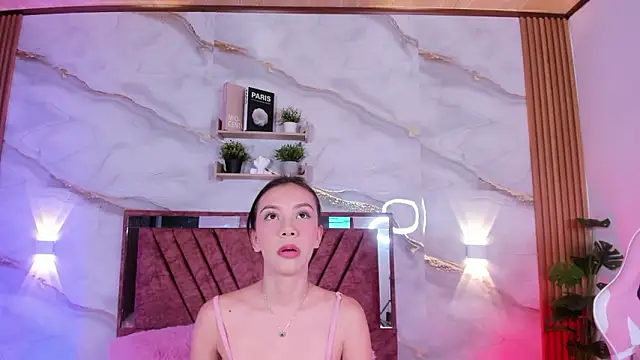 sofi naughty   online show from 03.31.26