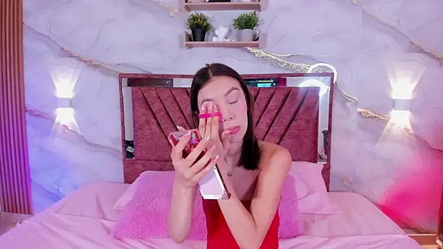 sofi naughty   online show from 04.02.26