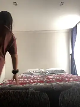 ItsAmara online show from 04.02.26