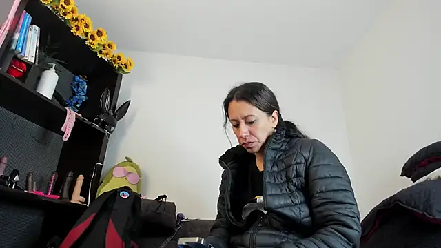 ItsAmara online show from 04.06.26