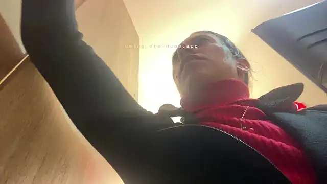 ItsAmara online show from 04.12.26