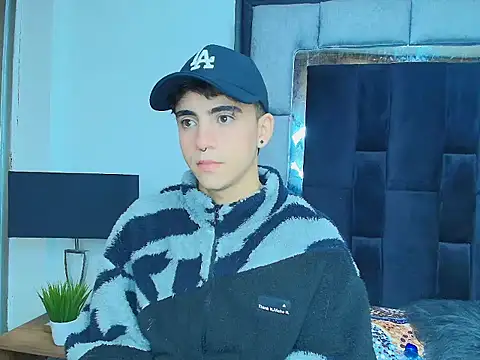 Snapshot of Brax_Valencia chatting on 03.26.26 Brax Valencia online show from 03.26.26