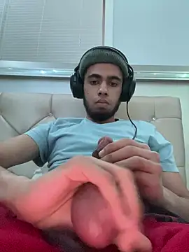 iLoveGirlsOnlyStr8Asf online show from 03.18.26