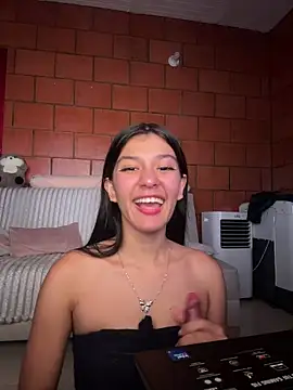 xayah cute online show from 04.12.26