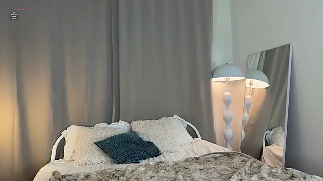 JuicySweetBliss online show from 04.08.26