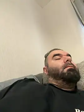 Snapshot of bigmillz32 chatting on 03.31.26 bigmillz32 online show from 03.31.26