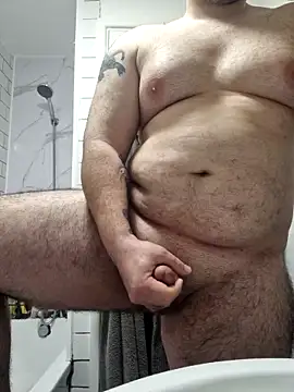 Snapshot of bigmillz32 chatting on 03.31.26 bigmillz32 online show from 03.31.26