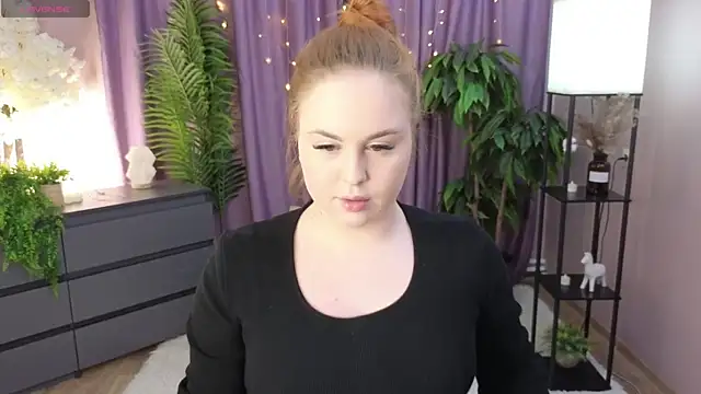 VanesaClark online show from 04.13.26