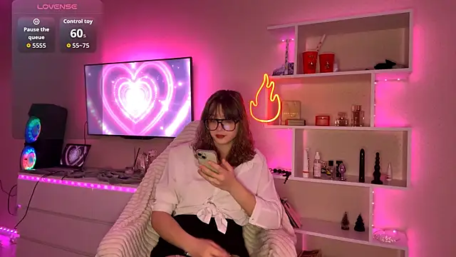 Olivia 132 online show from 04.11.26