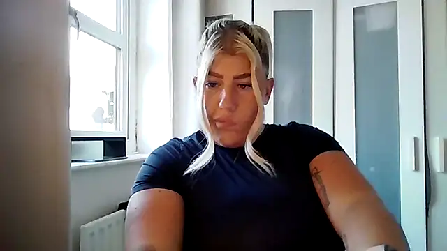 Snapshot of Lexi_Laura chatting on 03.21.26 Lexi Laura online show from 03.21.26