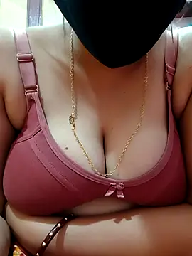 tulidas96778 online show from 04.05.26