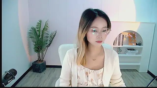zhoulan-bb online show from 04.17.26