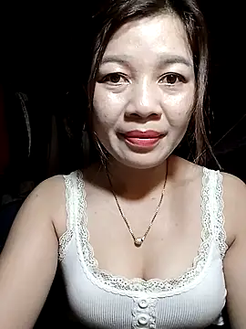 Yiyi102300 online show from 04.07.26