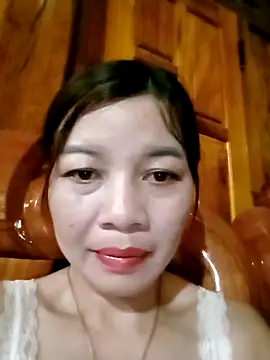 Yiyi102300 online show from 04.14.26