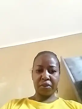 Prettylicou online show from 04.12.26