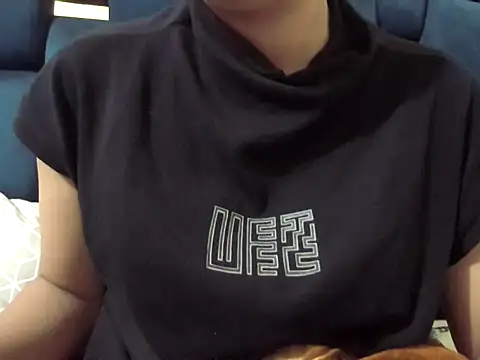 Aradya  online show from 04.06.26