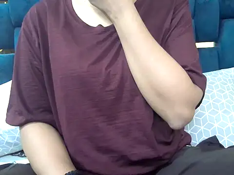 Aradya  online show from 04.15.26