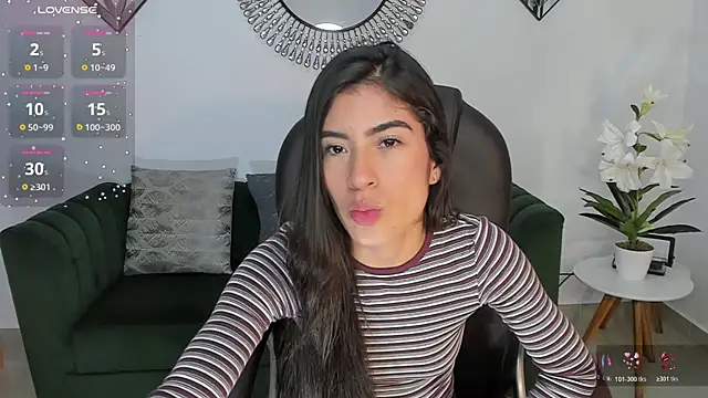 Ninna Asppen  online show from 03.30.26