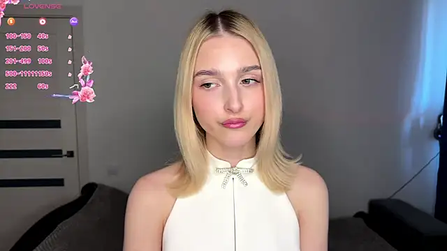 SweetiLun online show from 04.15.26