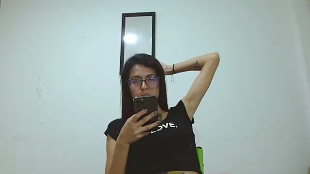 Emily Lopera online show from 05.16.26