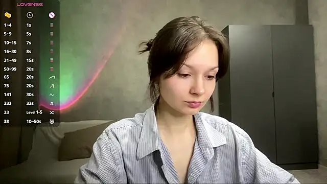 Rose Nora online show from 04.04.26