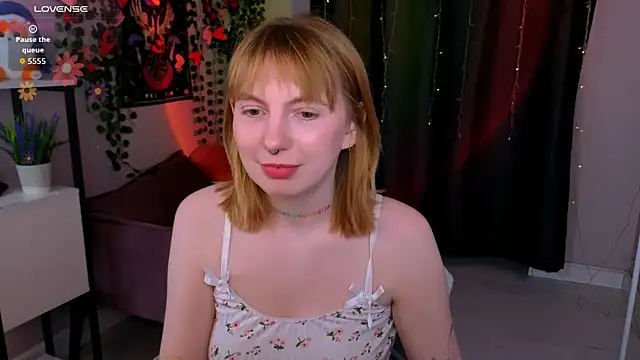 susie miu online show from 04.11.26