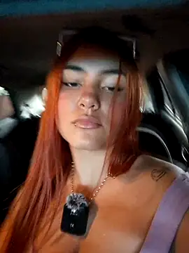 Mia Lauryn online show from 04.09.26