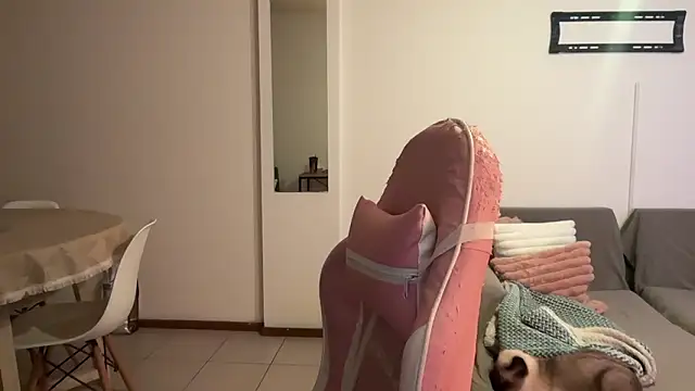 isyourgirlolivia online show from 03.18.26