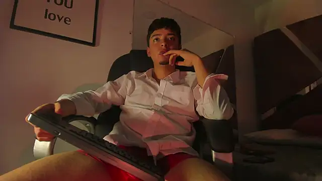 Noah DeLuca  online show from 03.20.26