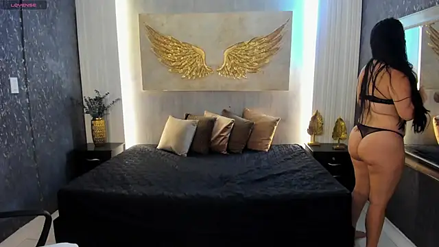 Emily-brown  online show from 04.02.26