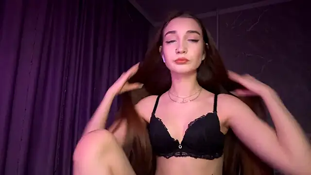 VelvetGravity online show from 04.09.26