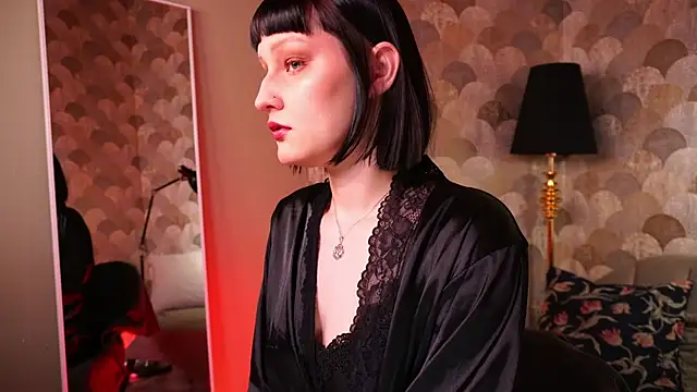 Velvet Lily online show from 03.22.26