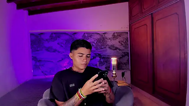 Liam Dustin online show from 03.29.26