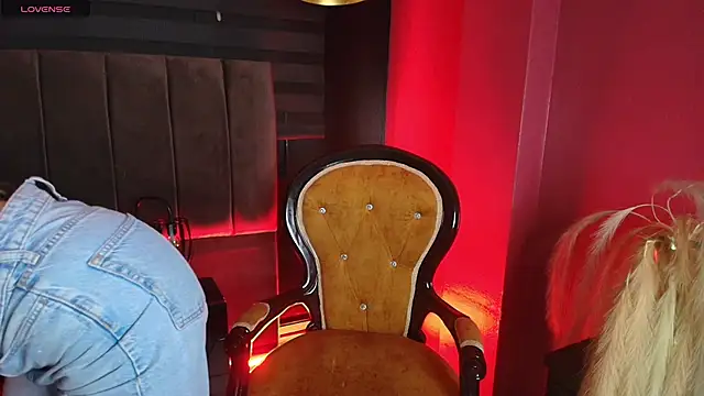 Miila 18 online show from 03.27.26