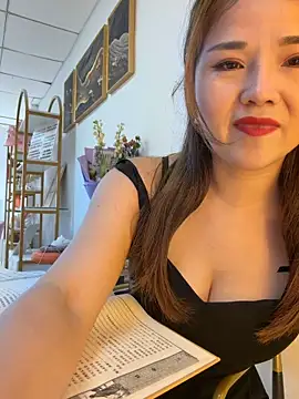 Xiaoxiao-y online show from 04.10.26