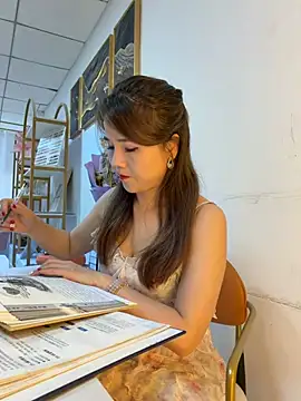 Xiaoxiao-y online show from 04.14.26