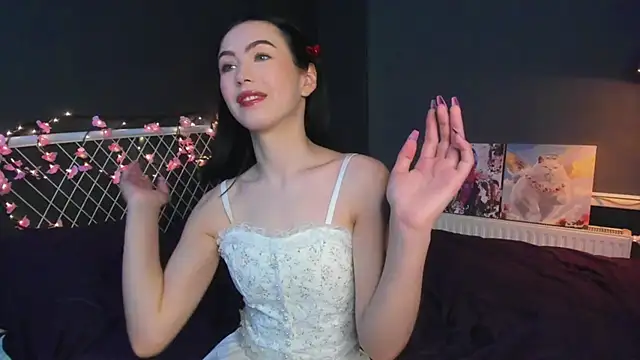 lizaa breeze online show from 04.02.26