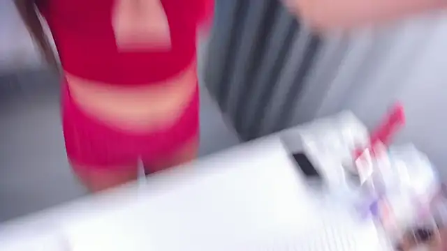 MayaNextDoor online show from 04.04.26