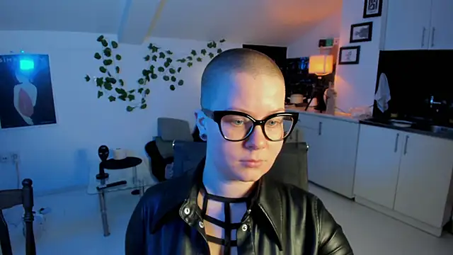 VexaVeylish online show from 04.22.26