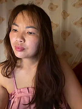 Snapshot of Milik-1022 chatting on 03.27.26 Milik-1022 online show from 03.27.26