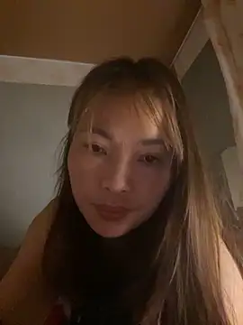 Snapshot of Milik-1022 chatting on 04.12.26 Milik-1022 online show from 04.12.26