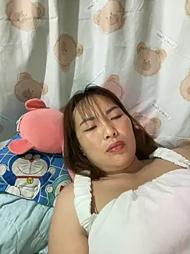 Snapshot of Milik-1022 chatting on 04.16.26 Milik-1022 online show from 04.16.26