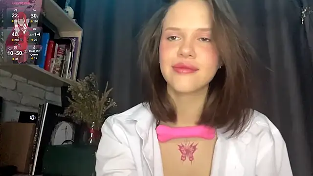 SarahHunnye online show from 03.24.26