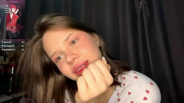 SarahHunnye online show from 03.25.26