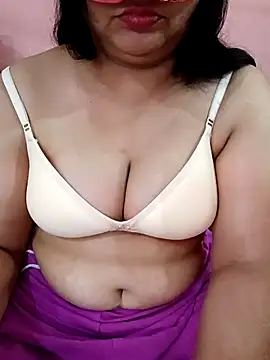 Snapshot of Gujju_bhabhi69 chatting on 03.19.26 Gujju bhabhi69 online show from 03.19.26