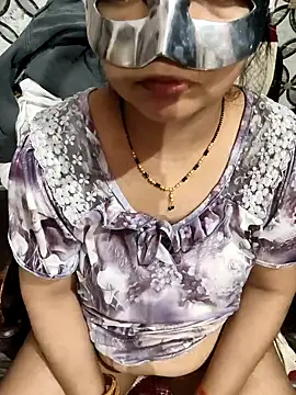 Snapshot of Gujju_bhabhi69 chatting on 04.12.26 Gujju bhabhi69 online show from 04.12.26