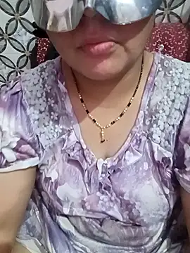 Snapshot of Gujju_bhabhi69 chatting on 04.13.26 Gujju bhabhi69 online show from 04.13.26